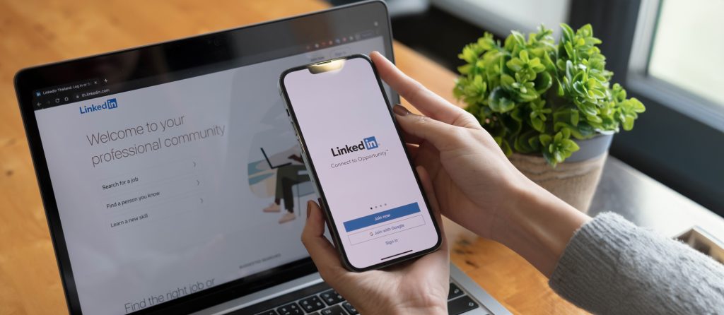 Cómo generar leads en LinkedIn: Estrategia empresarial para la captación de clientes B2B.